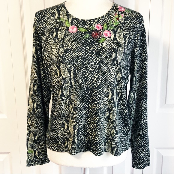 Lynn Ritchie Floral Embroidered Reptile Snakeskin Silk Top Medium - Picture 1 of 14